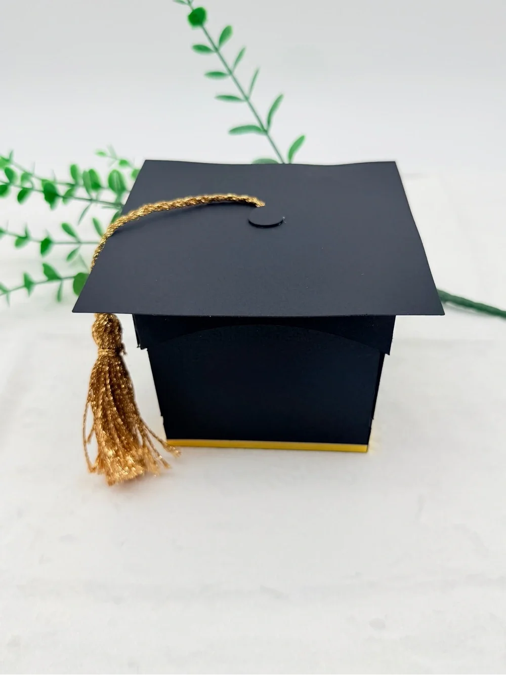Cute Graduation Exploding/ Pop-up Box - Picture 11 of 12